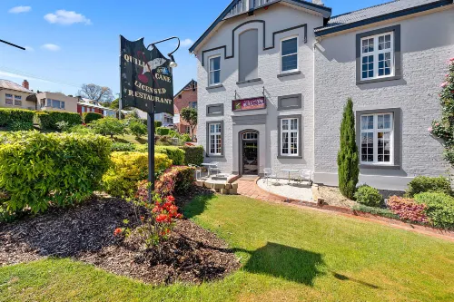 Quality Hotel Colonial Launceston Exterior Photos