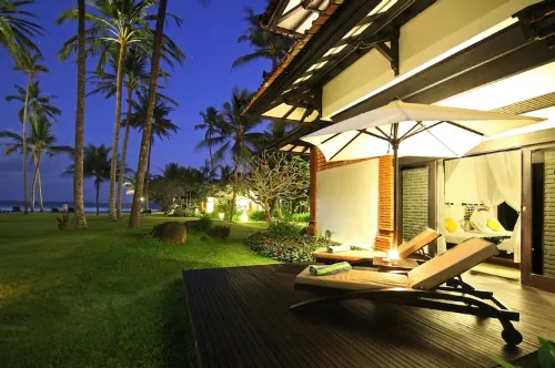 Candi Beach Resort & Spa Eksterior Photos