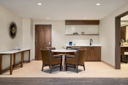 Hilton North Scottsdale at Cavasson Rooms Photos