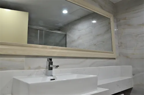 LIC Plaza Hotel Photos