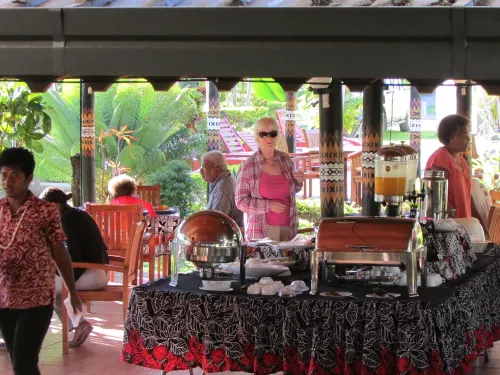 Wailoaloa Beach Resort Fiji Dining Photos