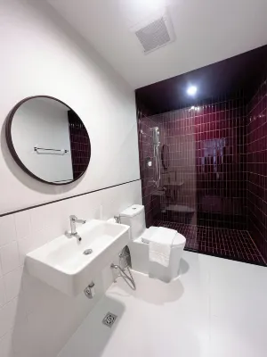SO Zen Hotel Silom Bangkok Photos