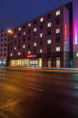 Hampton by Hilton Nuremberg City Centre Exterior Photos