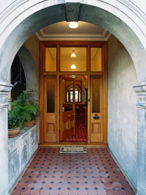 Braemar on Parliament St Espaces publics Photos