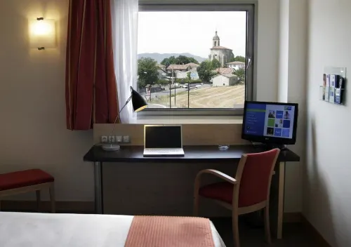 Holiday Inn Express Vitoria Photos