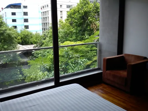 Luxx XL Langsuan Hotel Bangkok Photos