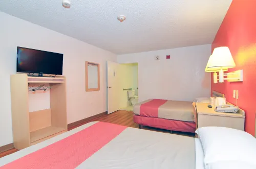 Motel 6 North Palm Springs, CA - North Chambres Photos