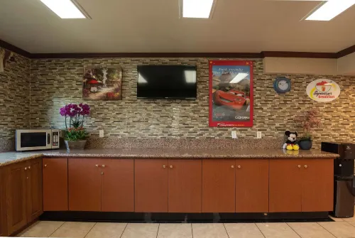 Super 8 by Wyndham Anaheim/Disneyland Drive Общественные зоны Photos