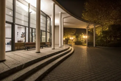 FlyOn Hotel & Conference Center Public Areas Photos