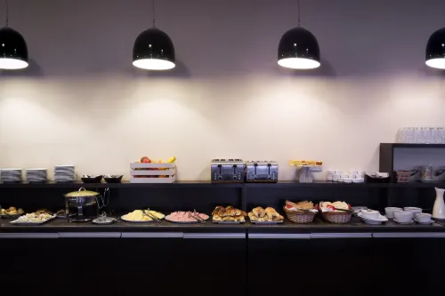 Dazzler by Wyndham Buenos Aires Maipú Dining Photos