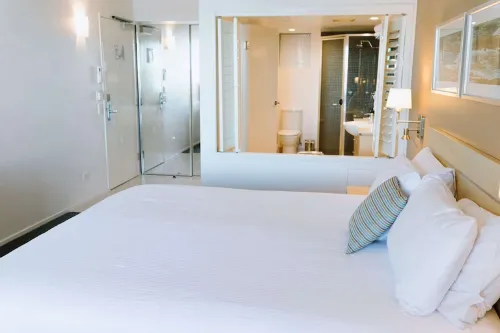 Ramada Hotel & Suites by Wyndham Ballina Byron Photos