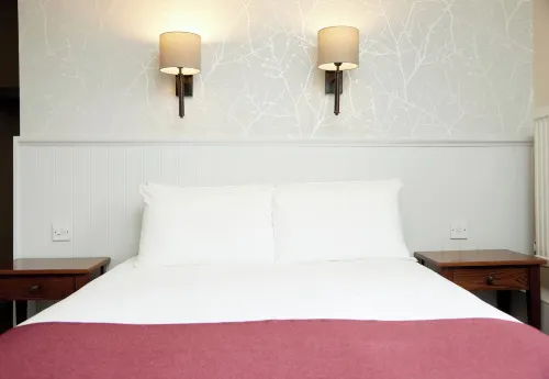 Lamb Hotel by Greene King Inns Rooms Photos