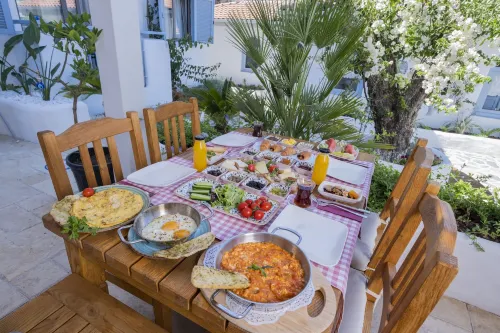 Kassandra Boutique Hotel Dining Photos