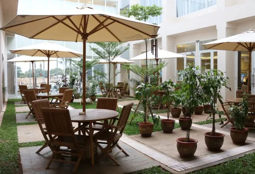 Java Palace Hotel Extérieur Photos