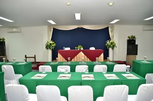 Bahari Inn Tegal Business Facilities Photos
