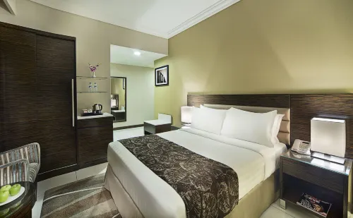 Gateway Hotel Rooms Photos
