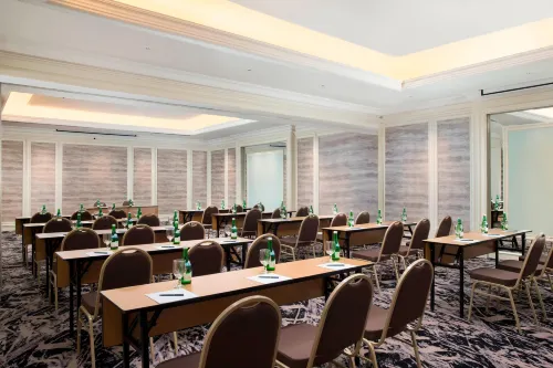 Four Points by Sheraton Bandung Fasilitas Bisnis Photos