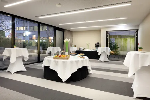 Eurostars Book Hotel Питание Photos