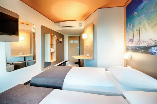 B&B HOTEL Rostock-Hafen Rooms Photos
