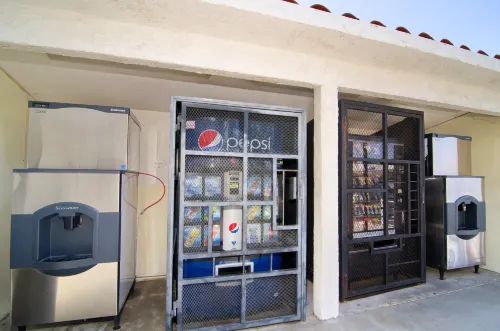 Motel 6 North Palm Springs, CA - North Espaces publics Photos