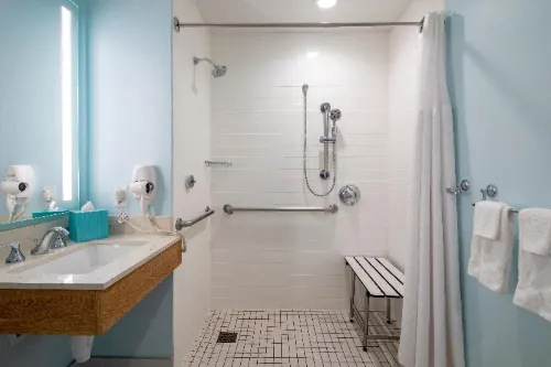 Universal’s Endless Summer Resort – Surfside Inn and Suites Rooms Photos