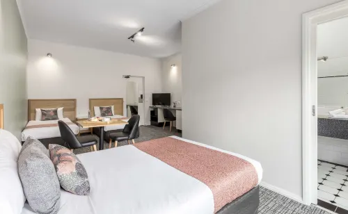 Best Western Geelong Motor Inn  Serviced Apartments Photos