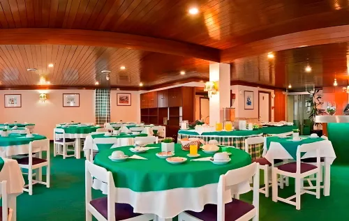 Hotel Apartamento Solverde Dining Photos