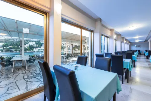 Hotel Vis Restauration Photos