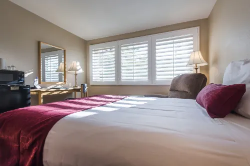 Grand Vista Hotel Rooms Photos