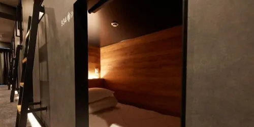 Rembrandt Cabin & Spa Shimbashi - Caters to Men Photos