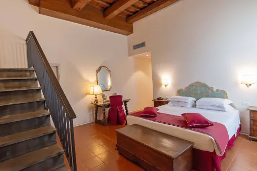 Hotel Machiavelli Palace Huoneet Photos