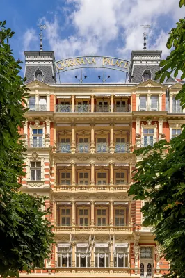 Grandhotel Pupp Esterni Photos