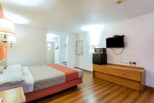 Motel 6 Winslow, AZ Photos