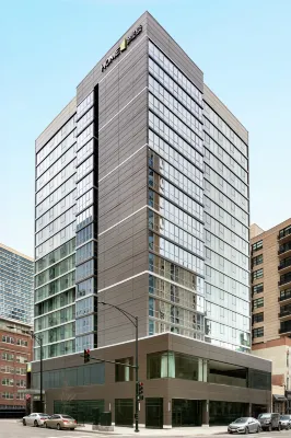Home2 Suites by Hilton Chicago River North Featured Photos