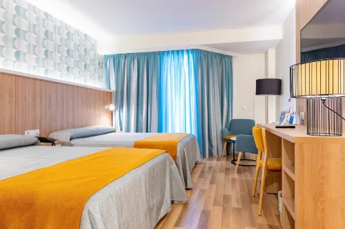 Peñiscola Plaza Suites Zimmer Photos