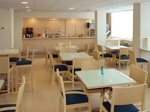 City Express by Marriott Merida Restauration Photos