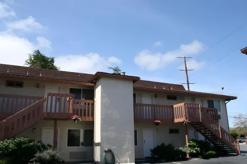 Pacific Inn Monterey Exterior Photos