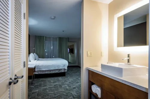 SpringHill Suites Denton Chambres Photos