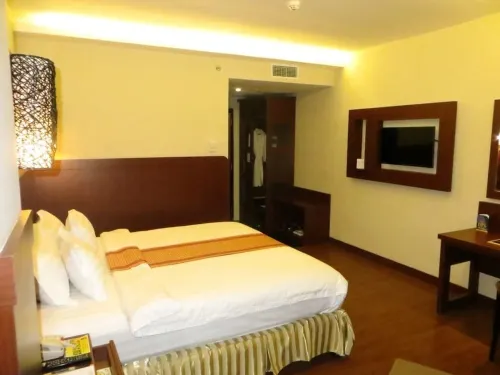 Best Western Plus Makassar Beach Rooms Photos