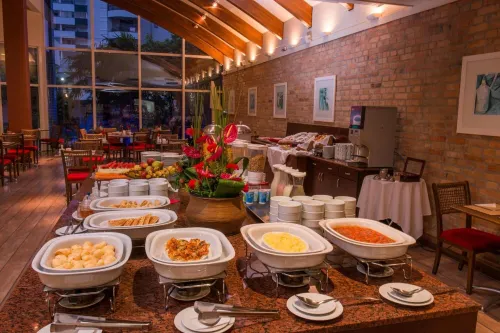 Blue Tree Towers Caxias do Sul Dining Photos