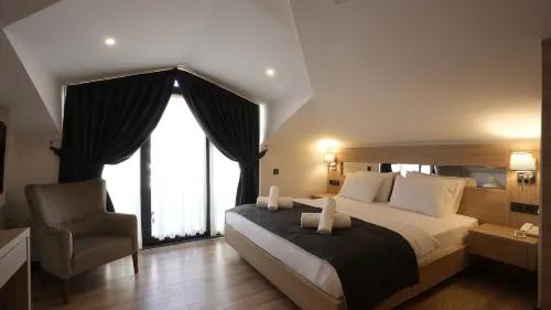 Alesta Seaside Residence Rooms Photos