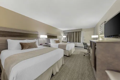 Best Western Plus Executive Inn Rooms Photos