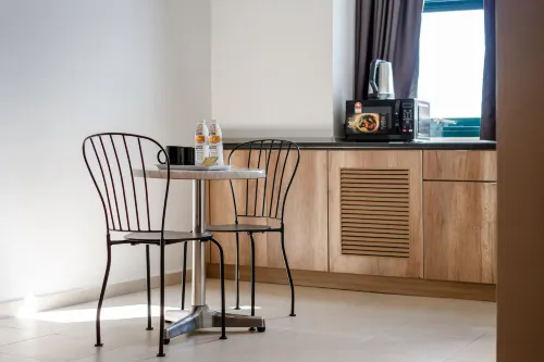 Golden View Serviced Apartments Rooms Photos