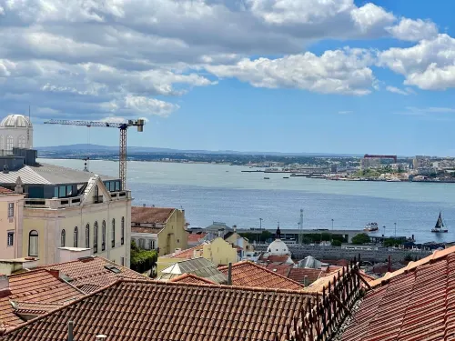 Lisbon Colours Bairro Alto Apartments Near Hotel Photos