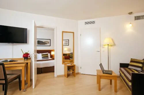Appart Hôtel - Residhome Paris Massy Chambres Photos