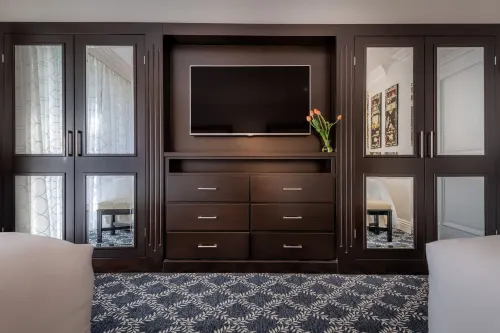 Beverly Hills Plaza Hotel & Spa Rooms Photos
