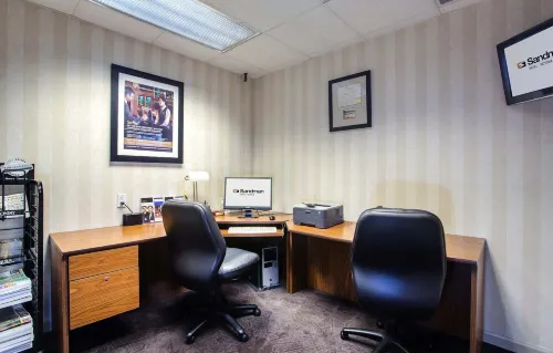 Sandman Hotel Victoria Business Facilities Photos