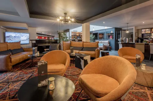 Chalet Hôtel le Prieuré & Spa Public Areas Photos