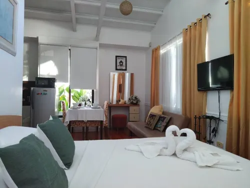 Makati Riverside Inn Camere Photos