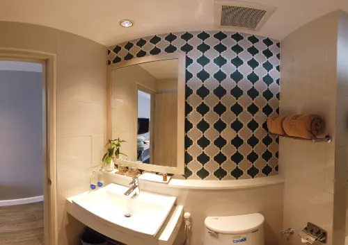 Sawaddi Patong Resort & Spa by Tolani Photos
